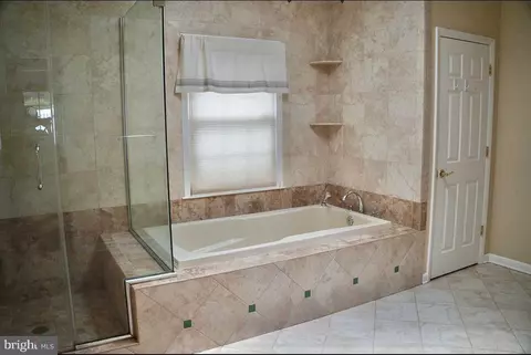 4524 Willow Tree Dr, Middletown, MD 21769 photo 23