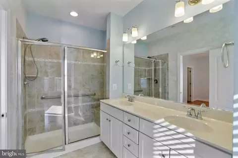 12 Maxwell Sq, Frederick, MD 21701 photo 17