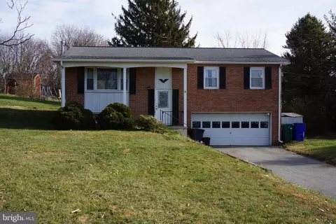 5713 Yeagertown Rd, New Market, MD 21774