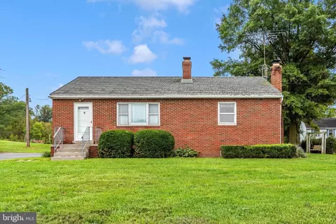 749 Chick Rd, Adamstown, MD 21710