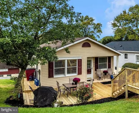 606 E St E, Brunswick, MD 21716 photo 32