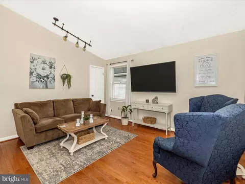 606 E St E, Brunswick, MD 21716 photo 6