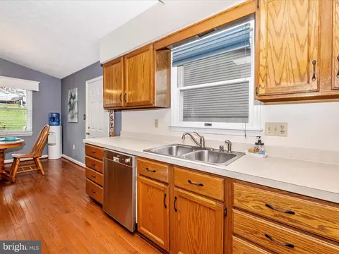 606 E St E, Brunswick, MD 21716 photo 16