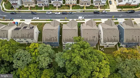 View/Area - 5209 Continental Dr, Frederick, MD 21703 photo 8 of 11