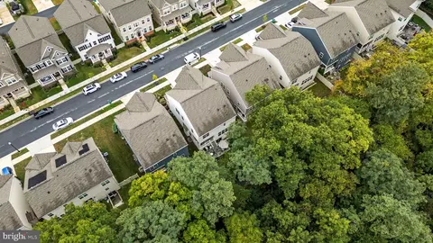 View/Area - 5209 Continental Dr, Frederick, MD 21703 photo 9 of 11