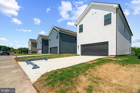 712 Bond St, Frederick, MD 21701 photo 6