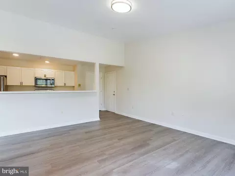 302 Baughmans Ln #M, Frederick, MD 21702 photo 6