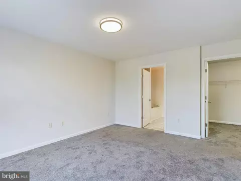 302 Baughmans Ln #M, Frederick, MD 21702 photo 24