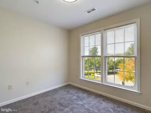 302 Baughmans Ln #M, Frederick, MD 21702 photo 22