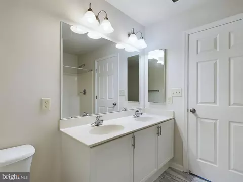 302 Baughmans Ln #M, Frederick, MD 21702 photo 31