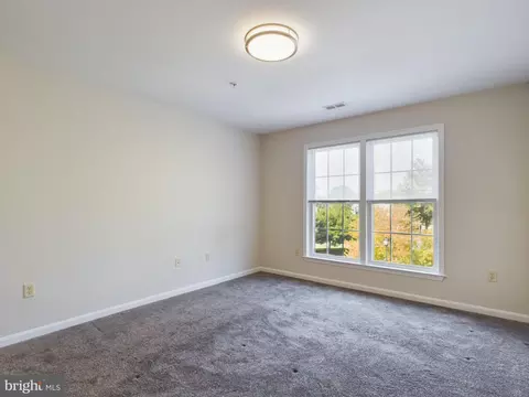 302 Baughmans Ln #M, Frederick, MD 21702 photo 26