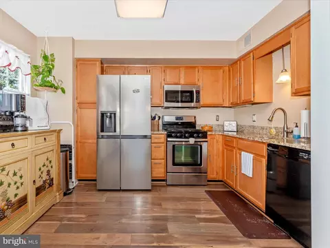 Kitchen - 9211 Ridgefield Cir, Frederick, MD 21701 photo 3 of 6