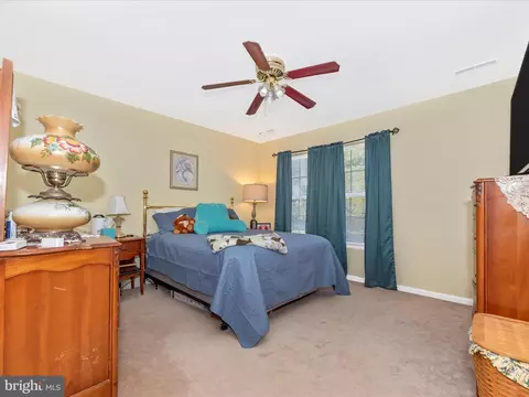 Bedroom - 9211 Ridgefield Cir, Frederick, MD 21701 photo 1 of 8