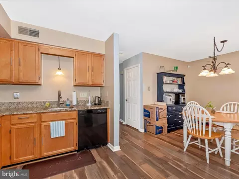Kitchen - 9211 Ridgefield Cir, Frederick, MD 21701 photo 4 of 6