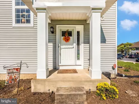 Exterior - 9211 Ridgefield Cir, Frederick, MD 21701 photo 2 of 16