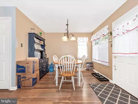 Entry Way - 9211 Ridgefield Cir, Frederick, MD 21701 photo 3 of 5