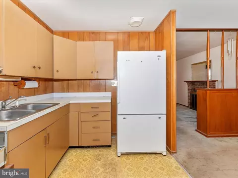 Kitchen - 341 Catoctin Ave, Frederick, MD 21701 photo 4 of 5