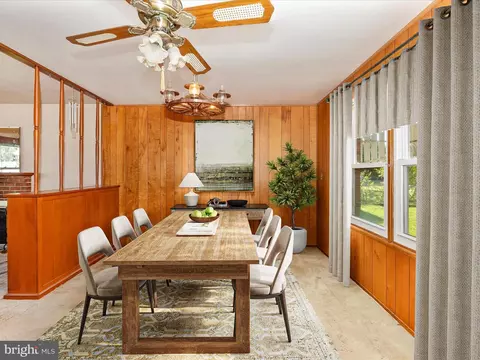 Dining - 341 Catoctin Ave, Frederick, MD 21701 photo 1 of 1