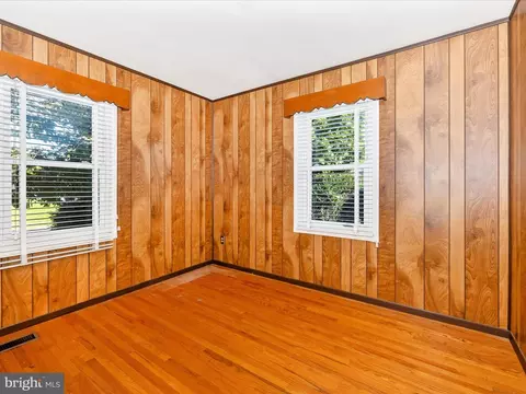 Bedroom - 341 Catoctin Ave, Frederick, MD 21701 photo 5 of 8