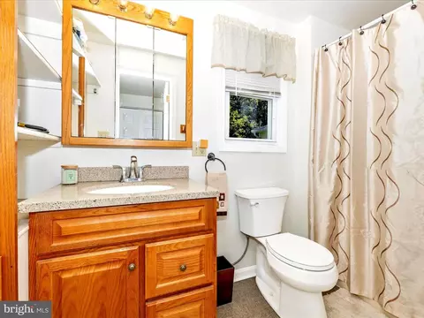 Bath - 10317 Putman Rd, Frederick, MD 21701 photo 1 of 3