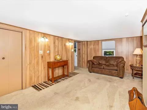 Living - 10317 Putman Rd, Frederick, MD 21701 photo 1 of 4