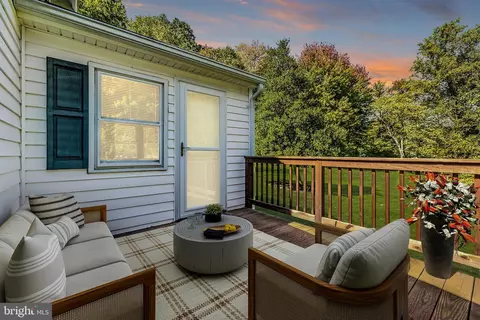 Exterior - 10317 Putman Rd, Frederick, MD 21701 photo 2 of 13