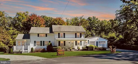 10317 Putman Rd, Frederick, MD 21701