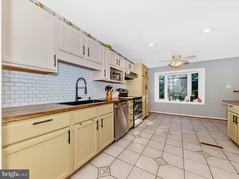 4505 Willow Tree, Middletown, MD 21769 photo 8