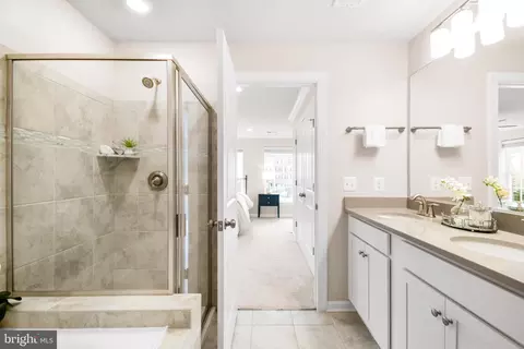 5944 Forum Sq, Frederick, MD 21703 photo 33