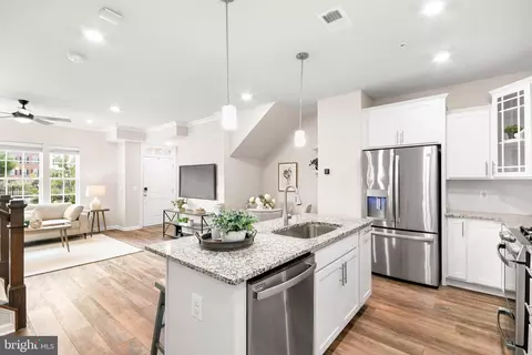 5944 Forum Sq, Frederick, MD 21703 photo 20