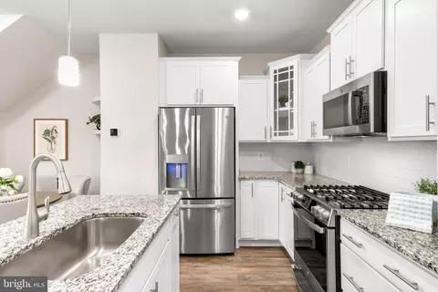 5944 Forum Sq, Frederick, MD 21703 photo 19