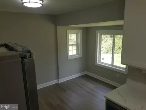 6236 Manor Woods Rd, Frederick, MD 21703 photo 8