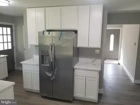 6236 Manor Woods Rd, Frederick, MD 21703 photo 5