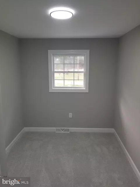 6236 Manor Woods Rd, Frederick, MD 21703 photo 18