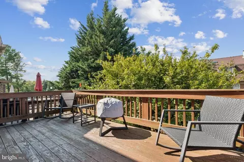 Exterior - 7994 Clipper Ct, Frederick, MD 21701 photo 2 of 4