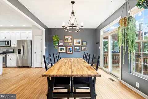 Dining - 1715 Algonquin Rd, Frederick, MD 21701 photo 3 of 3