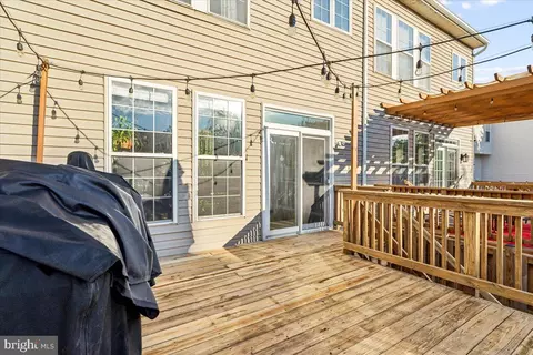 Exterior - 1715 Algonquin Rd, Frederick, MD 21701 photo 2 of 10