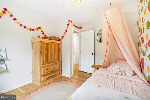 Bedroom - 1715 Algonquin Rd, Frederick, MD 21701 photo 4 of 6