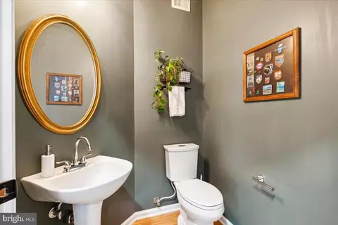 Bath - 1715 Algonquin Rd, Frederick, MD 21701 photo 1 of 4