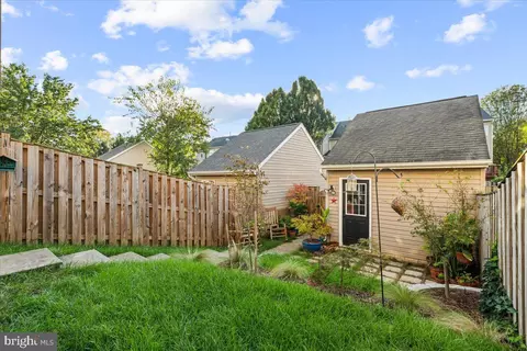Exterior - 1715 Algonquin Rd, Frederick, MD 21701 photo 7 of 10