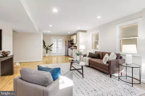 Living - 6121 Cool Spring Ter N, Frederick, MD 21701 photo 4 of 5