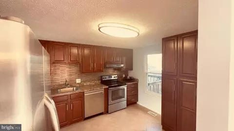 1321 Split Rail Ln, Frederick, MD 21703 photo 9
