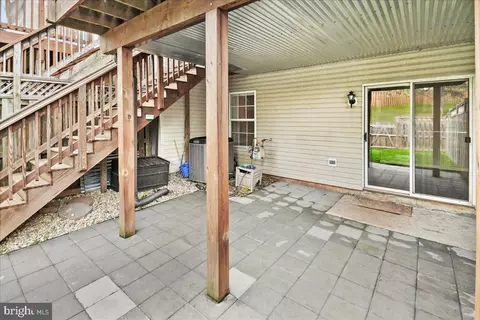 2494 Lakeside Dr, Frederick, MD 21702 photo 35