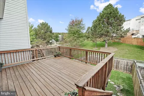 2494 Lakeside Dr, Frederick, MD 21702 photo 9