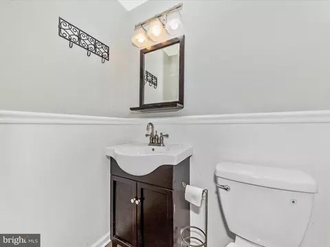 6108 Meadow Rd, Frederick, MD 21701 photo 9
