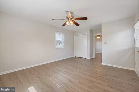 Living - 806 Shawnee Dr, Frederick, MD 21701 photo 4 of 4