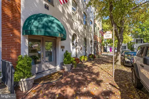 119 Record St #1, Frederick, MD 21701