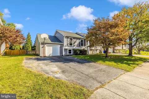 6594 Whetstone Dr, Frederick, MD 21703 photo 8