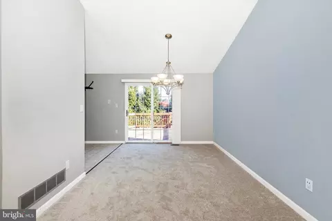6594 Whetstone Dr, Frederick, MD 21703 photo 13