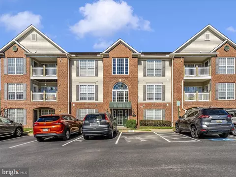 2100 Yates Dr #1B, Frederick, MD 21702